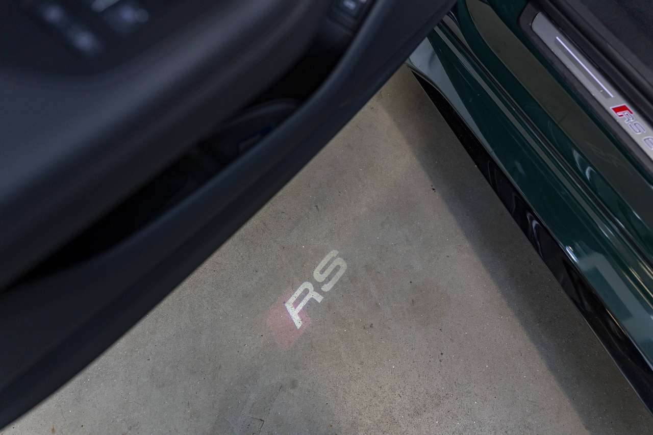Audi RS6 GARANTIE|CARBON|ALCANTARA|KEYLESS|ZETELVERW.|SFEERVERL.|HEAD-UP|LUCHTVERING|ACC|LA| — foto 25 van 25