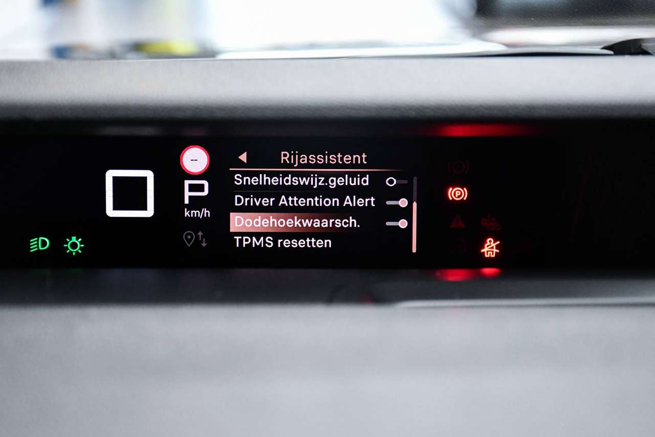 Citroen C3 Aircross C3 Aircross 1.2 Turbo MHEV You Pack Plus e-DCS6 7pl. - NAVIGATIE / CAMERA / BLIS / SMARTLINK — foto 15 van 20