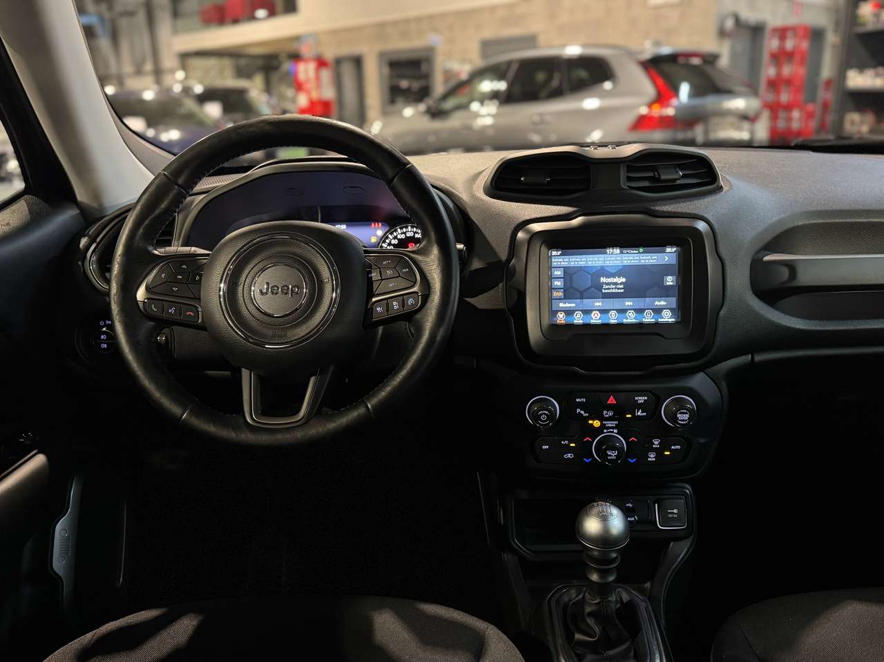 Jeep Renegade 1.0 T3 Limited — foto 9 van 17
