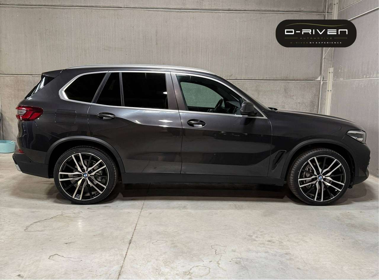 BMW X5 X5 PHEV 3.0A xDrive45e *PANO*TREKHAAK*DRIVE ASSIST* — foto 20 van 25