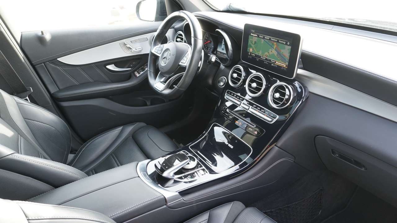 Mercedes-Benz GLC 63 AMG 4M/RIJASSIST/PANODAK/LUCHTVER/COMAND ONLINE/TREKH — foto 14 van 19