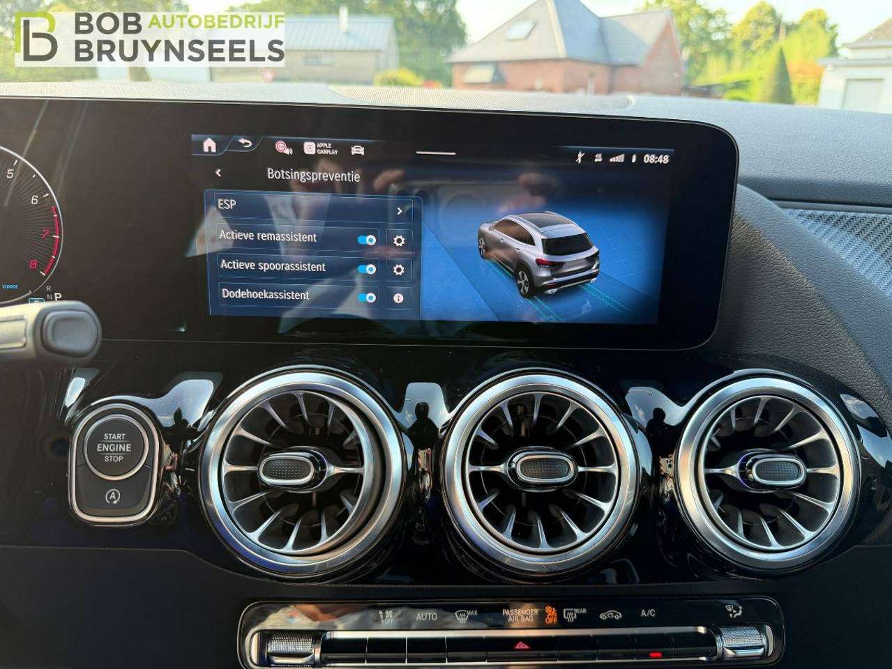 Mercedes-Benz GLA 180 Amg line | Nightpakket | 360° camera | Panodak | Distronic — foto 22 van 25