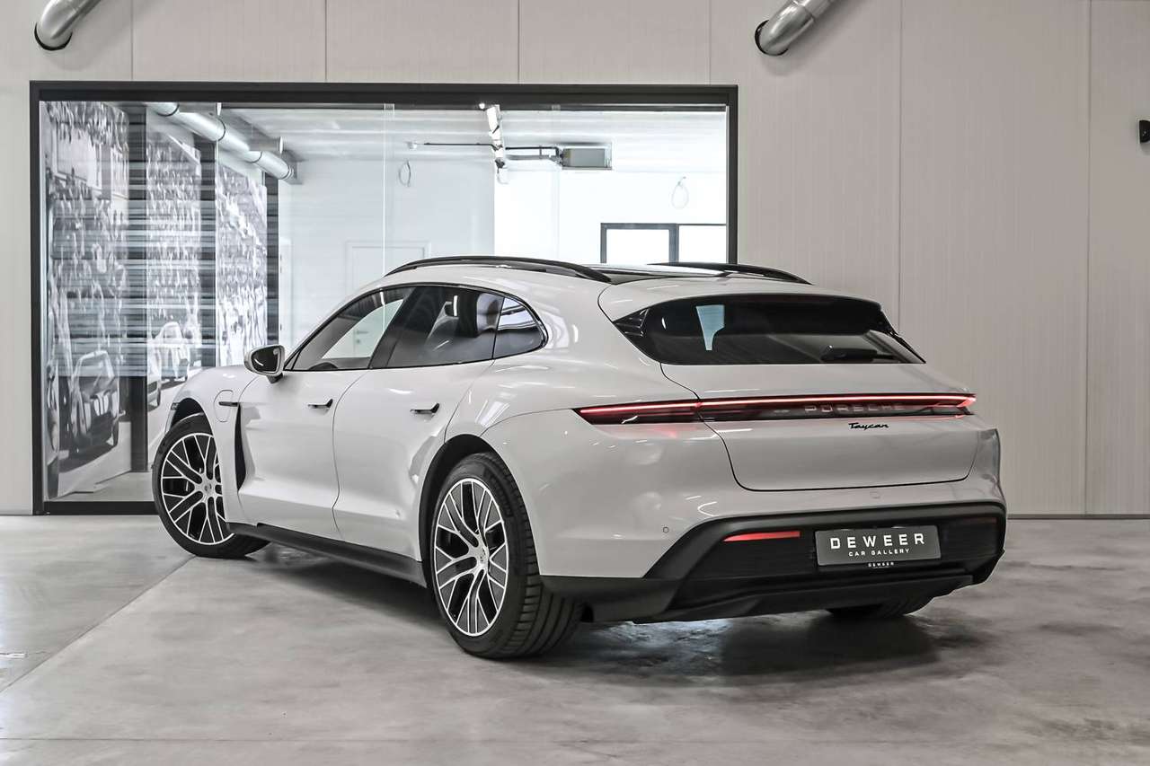 Porsche Taycan Taycan Sport Turismo FACELIFT-battery Plus-Sport design front-BOSE-ACC — foto 5 van 25