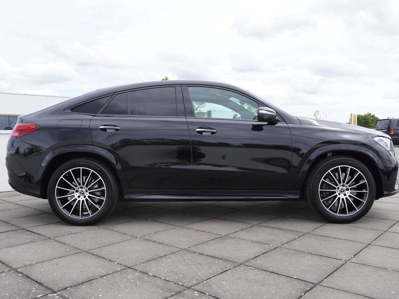 Mercedes-Benz GLE 400 e 4M F coupe/AMG/21gr Co2/PANODAK/BURMESTER/21" — foto 2 van 20