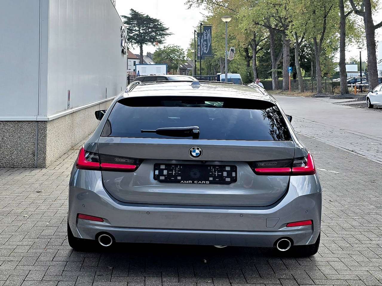BMW 318 DA Sportline-Cognac Leder-Elec.Seats Memory-Widescreen-PanoramischDak-AdaptLed-Ambiance-ComfortAcces-Camera-Hifi enz.. — foto 8 van 25