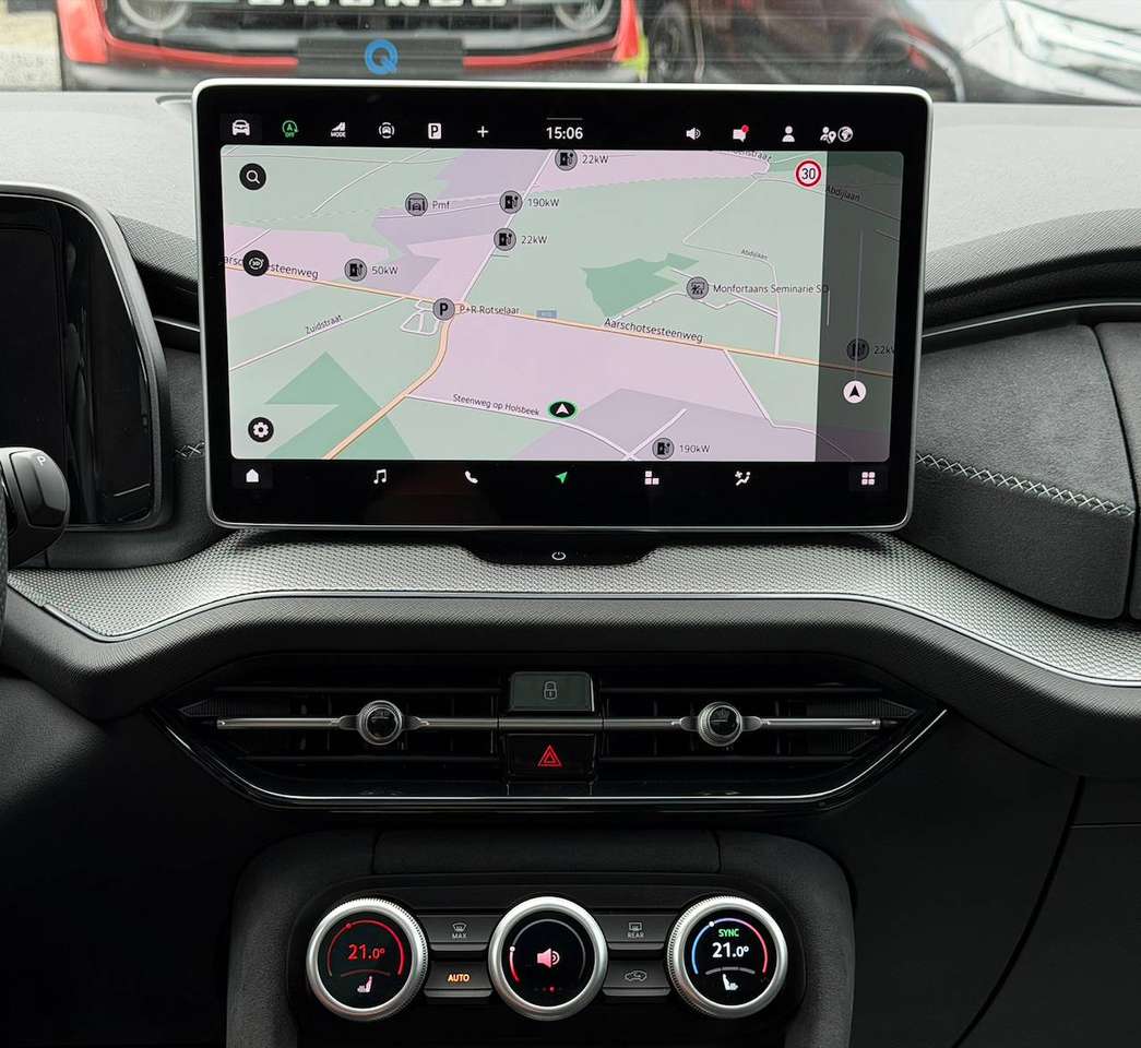 Skoda Kodiaq MHEV SPORTLINE PANO CANTON CAMERA CARPLAY SFEERVERLICHTING MEMORY SEATS — foto 18 van 19