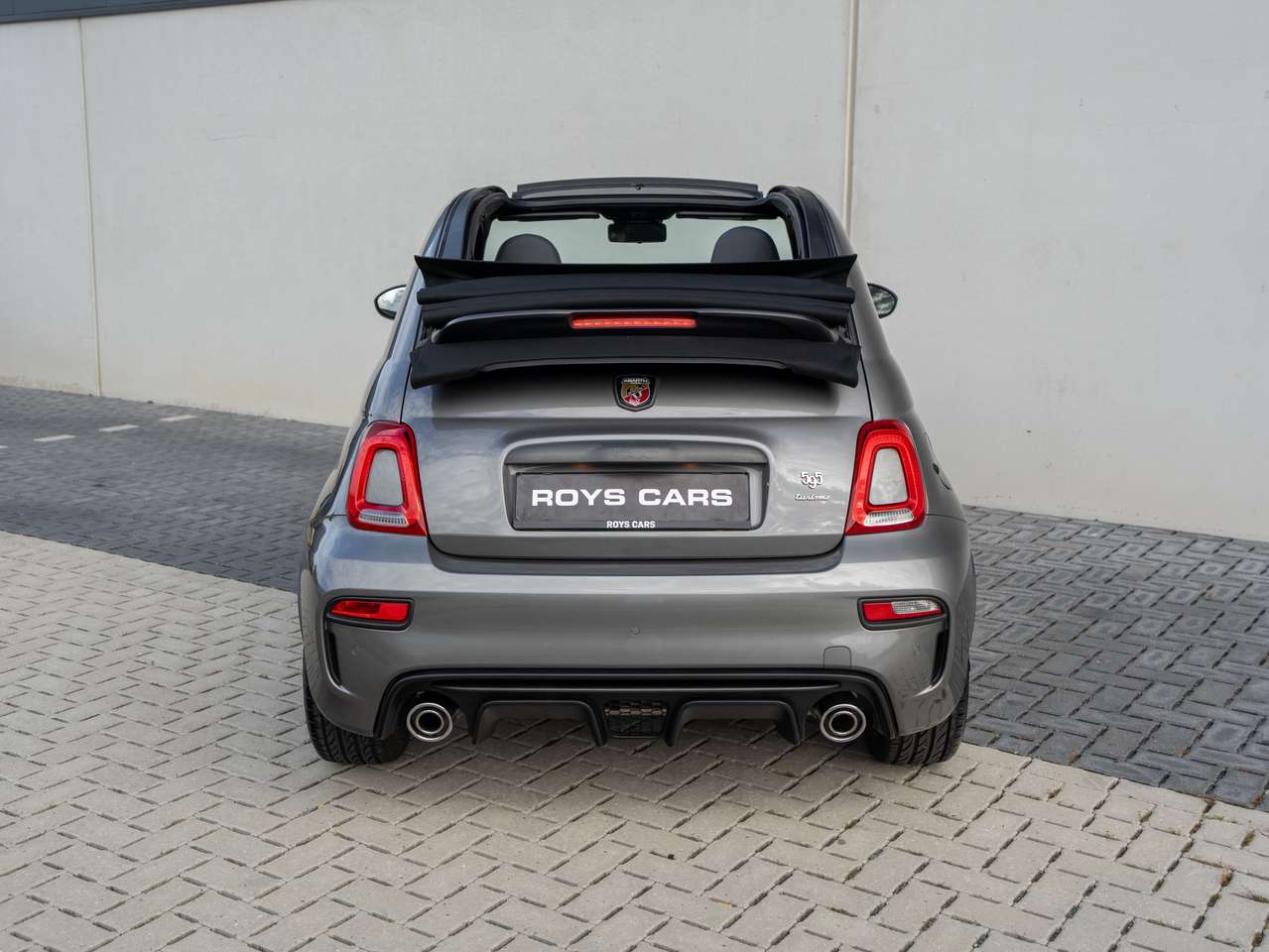 Abarth 595 Turismo 595C NEW CONDITION/BEATS AUDIO/PDC/NAVI/AIRCO/APPCONNECT — foto 8 van 25