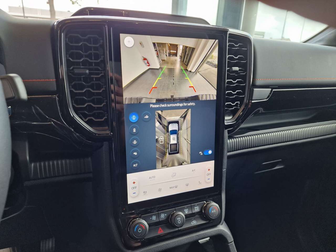 Ford Ranger WILDTRAK PLUG-IN HYBRID NIEUW OKM 48700+BTW — foto 13 van 13