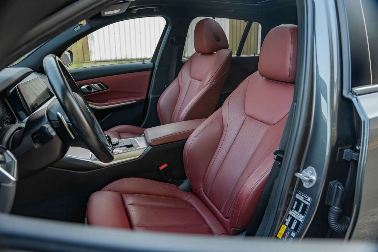 BMW 320 PHEV*M SPORT*PANO*LED*MEMORY* — foto 13 van 25