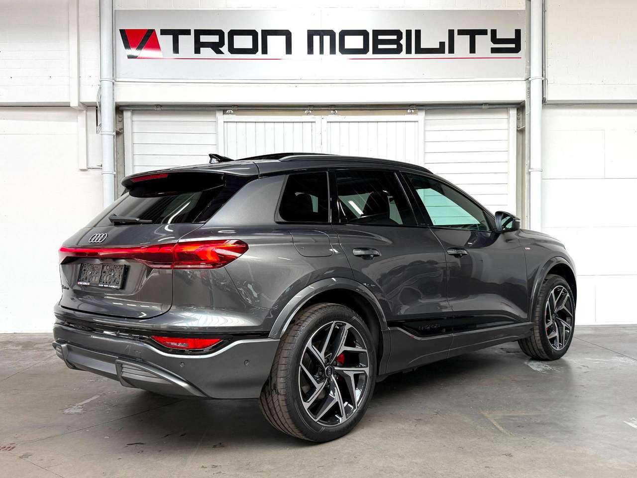 Audi Q6 e-tron Q6 e-Tron 100kWh Performance S-Line Edition PANO*TREKHAAK*360CAMERA*CARPLAY*MATRIXLED — foto 4 van 25