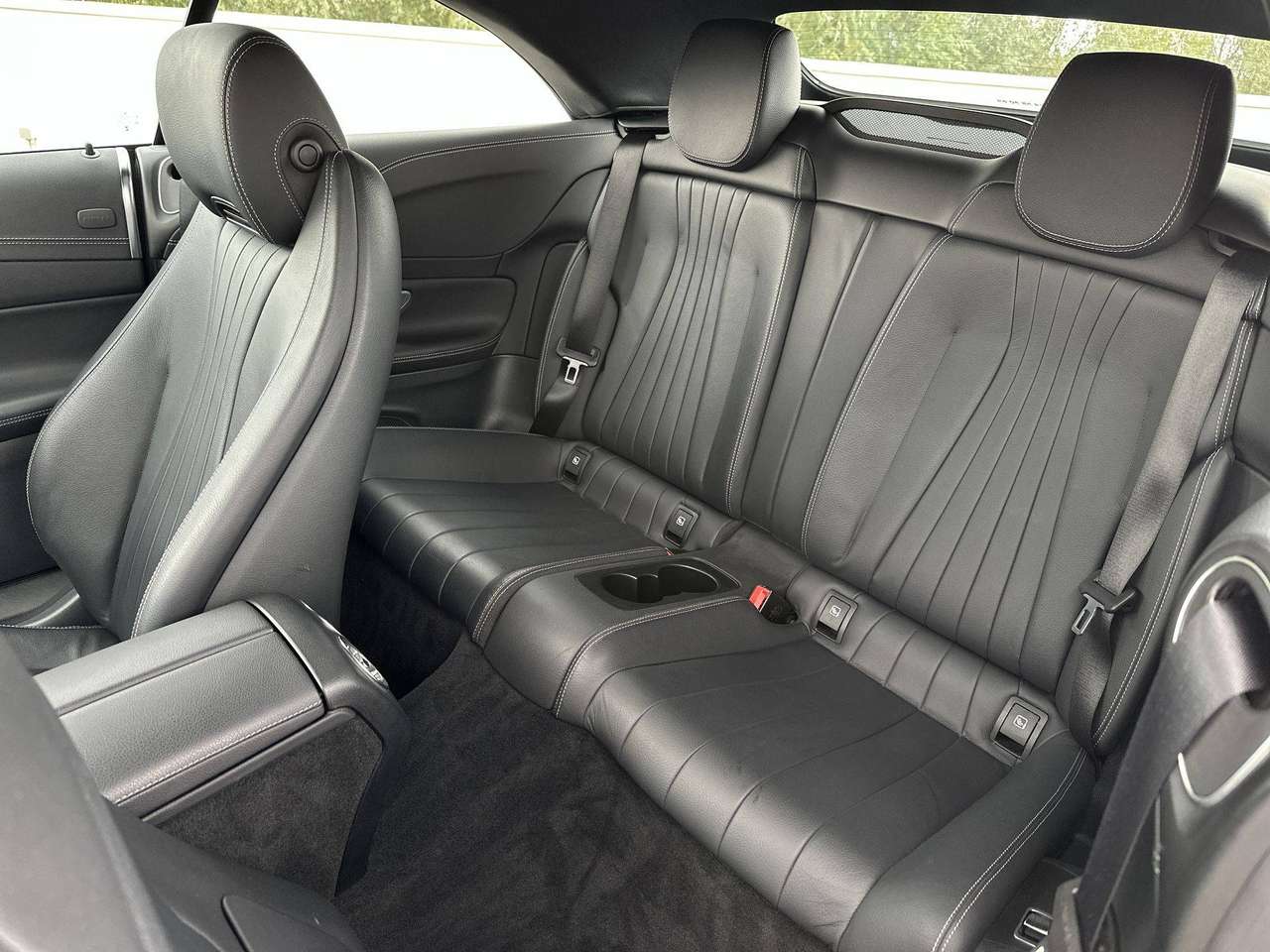 Mercedes-Benz E 200 Cabriolet E 200 (EU6d-TEMP) Leder smartphone integratie sfeerverlichting — foto 11 van 17