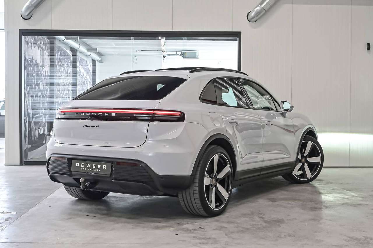 Porsche Macan Porsche Macan 4 – Performance Battery Plus – 22” Macan Sport – Luchtvering – Achterasbesturing – InnoDrive — foto 6 van 25