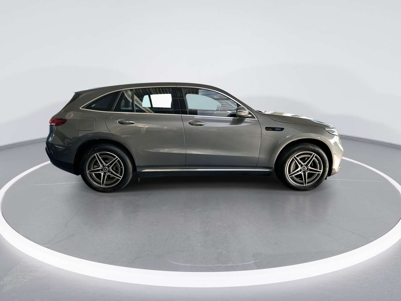 Mercedes-Benz EQC 400 4M AMG/19"/PARKASS ACHTERUITRIJCAM/MULTIBEAM/NAVI — foto 2 van 17
