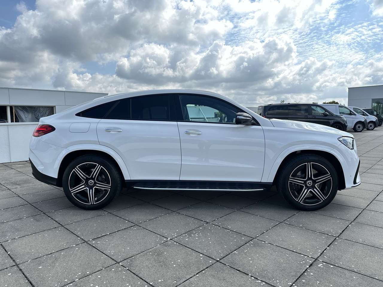 Mercedes-Benz GLE 350 de 4M/21"/19gr Co2/NAPPA/PREMIUM PAK/360 CAM/TREKH — foto 2 van 16