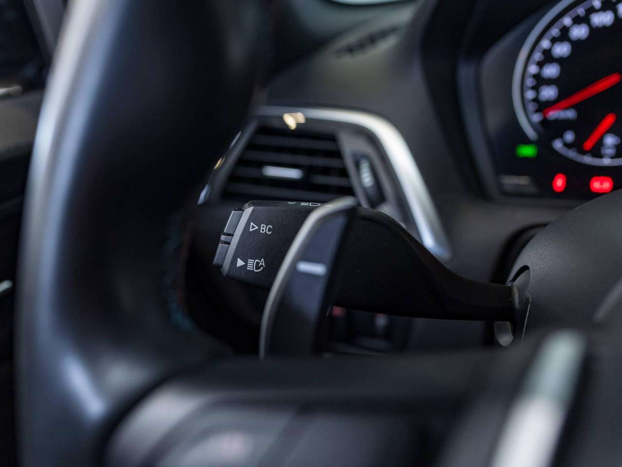 BMW M2 GARANTIE|CARBON|HARMAN-KARDON|ZETELVERW.|CC|LA| — foto 25 van 25