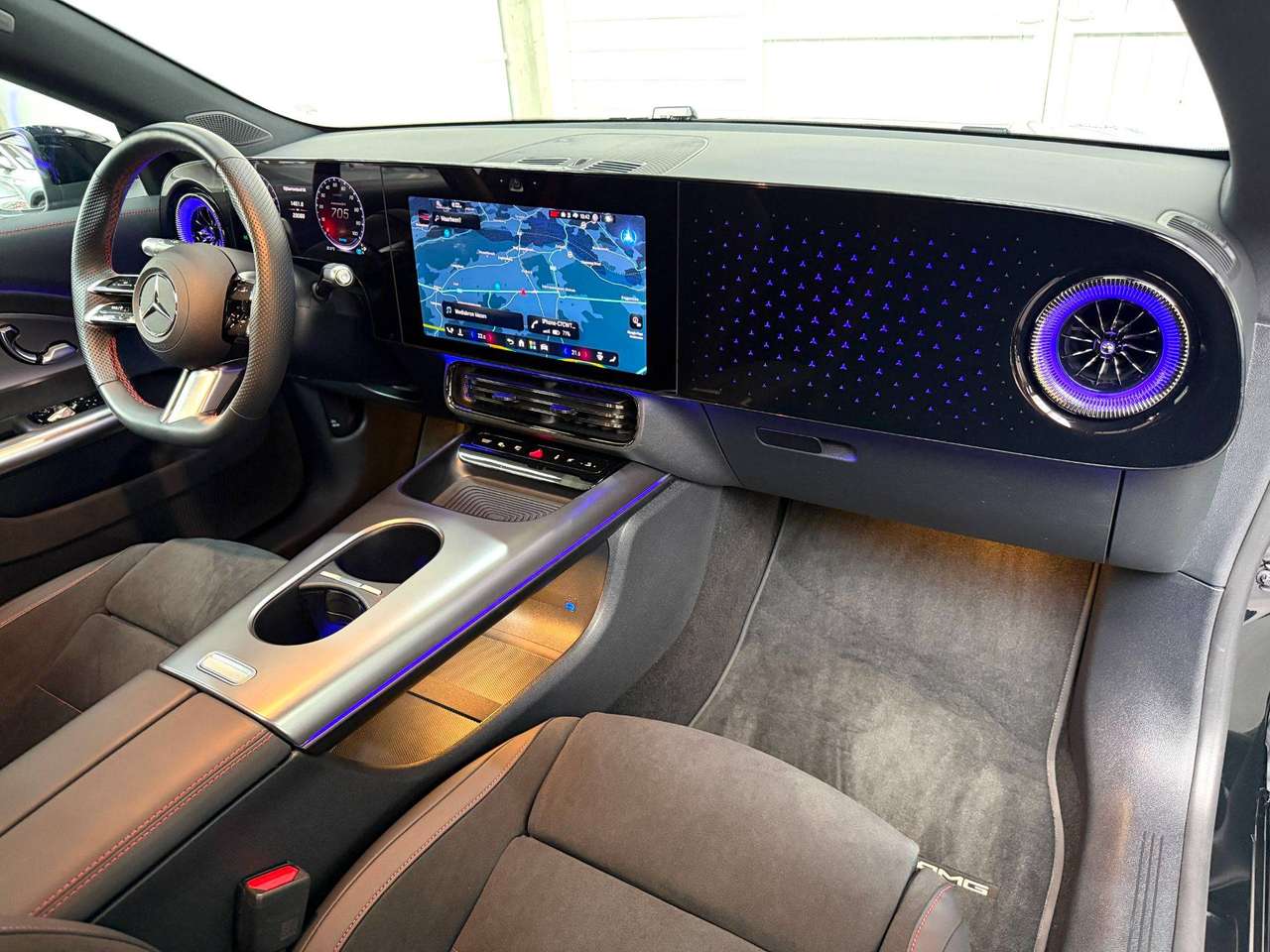 Mercedes-Benz CLA 250 EQ 250+ AMG Line Plus 85.5 kWh 730km WARMTEPOMP*PANO*MEMORYPACK*PREMIUMPACK — foto 12 van 25
