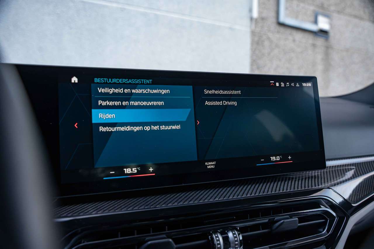 BMW M3 Touring COMPETITION LASER/LICHTEVRACHT/KWV3/CARBON/ACC/360° — foto 21 van 25