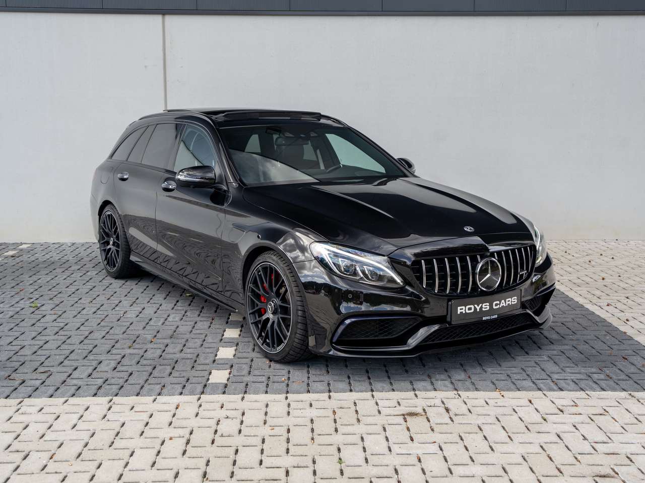Mercedes-Benz C 63 AMG C 63 AMG S -LICHTE VRACHT/PANO/BURMESTER/HEAD-UP/KEYLESS/360 CAMERA