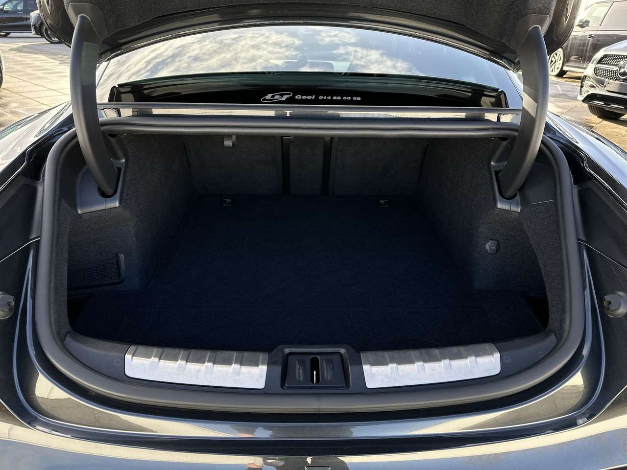 Porsche Taycan 4S Luchtvering Pan. Dak Pass. Display full option! — foto 18 van 19