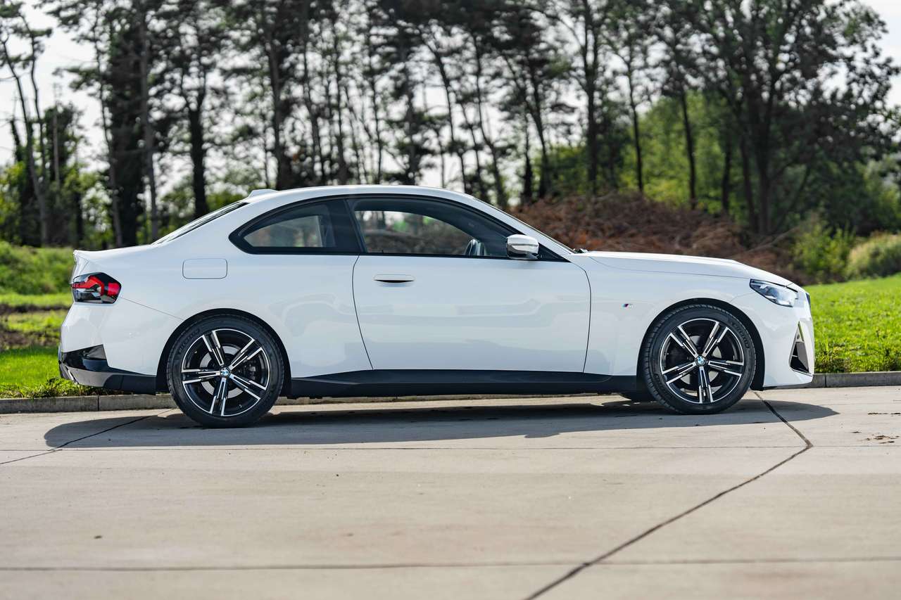 BMW 218 (2023) — foto 17