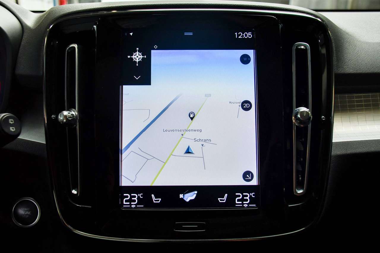 Volvo XC40 XC40 1.5 T3 Momentum Pro Geartronic - NAVIGATIE / TREKHAAK / OPEN PANO_DAK / CAMERA / SMARTLINK — foto 10 van 18