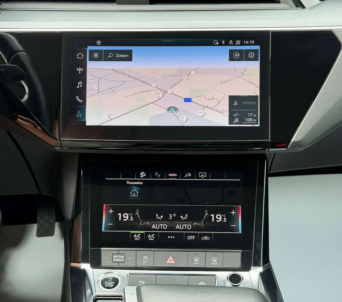 Audi e-tron 95 kWh 55 LEDER QUATTRO S-LINE CAMERA ELEKKOFFER KEYLESS — foto 11 van 14