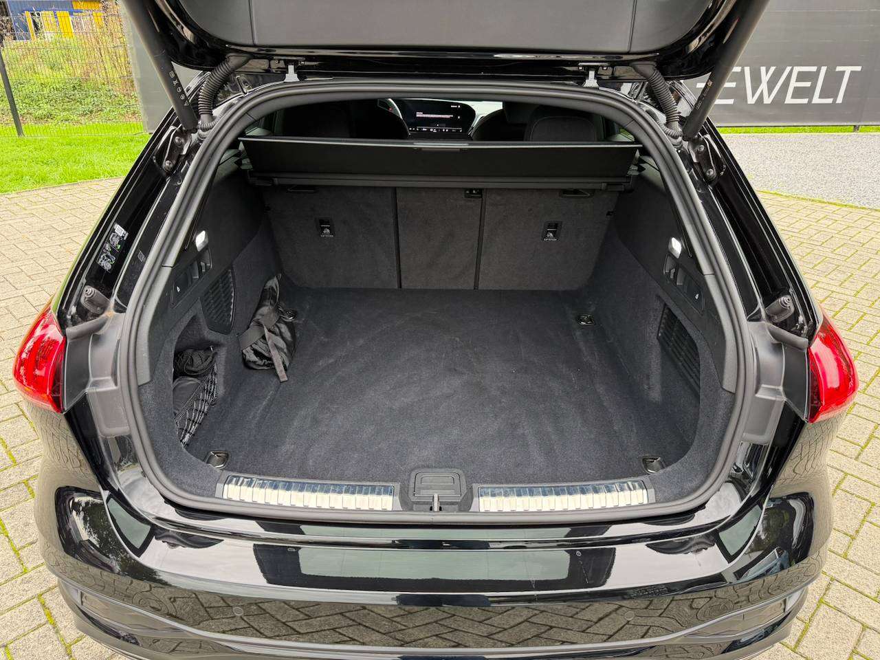 Audi A5 40 TFSI AVANT S-LINE PASS DISP 360° CAMERA CARPLAY SFEERVERLICHTING — foto 11 van 20