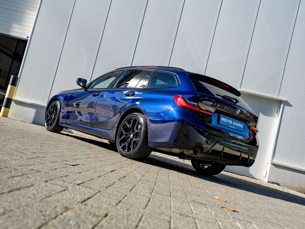 BMW 330 Touring 330e PHEV M-Sport Pro/Full PPF/Panorama/Head-up/360 Camera/Laser koplampen/Tanzanit individual/Zetelverwarming — foto 10 van 25