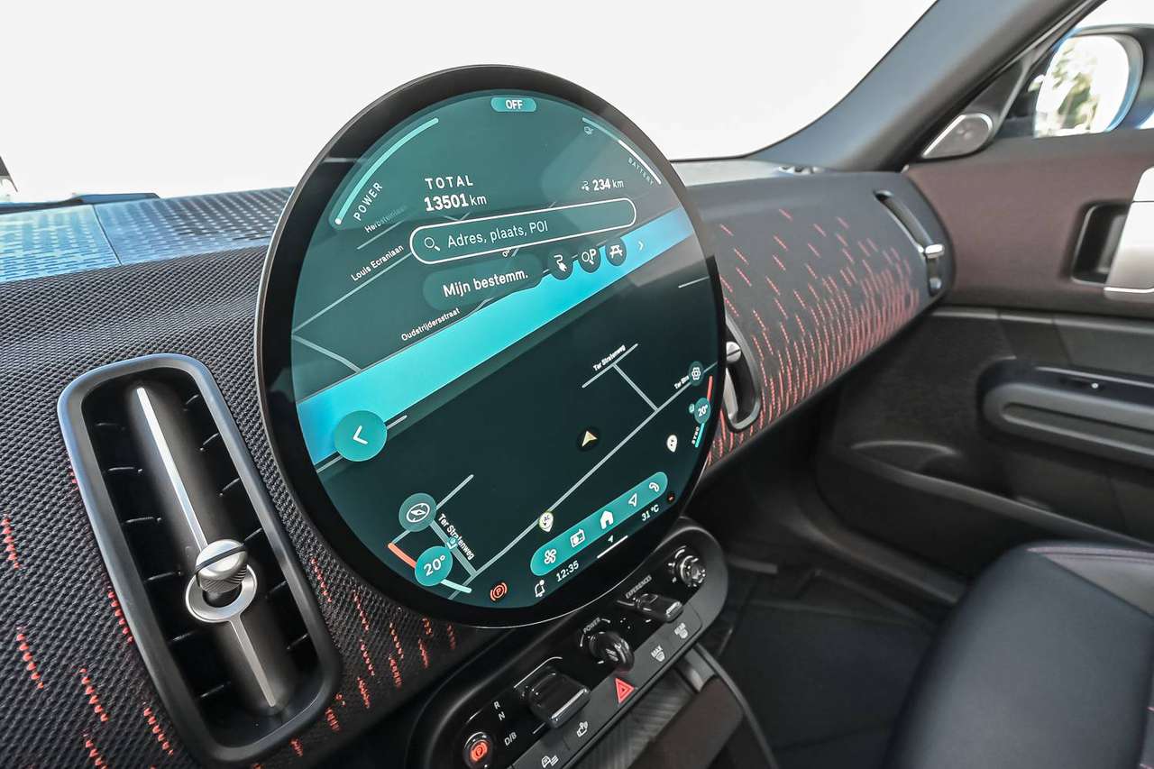 MINI Countryman E Countryman E JCW — foto 16 van 24