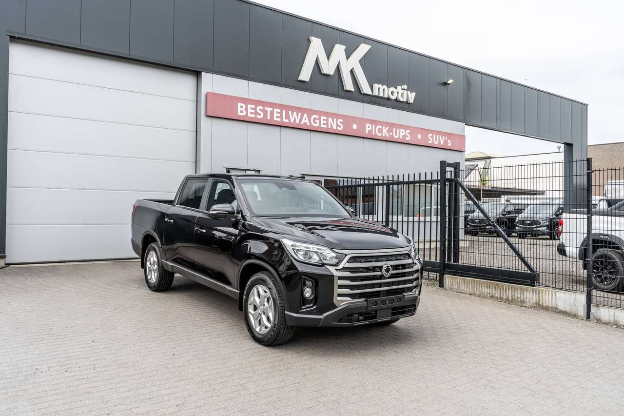 KGM Musso Grand 2.2D 4X4 Style - Automaat - 30.500ex — foto 18 van 19