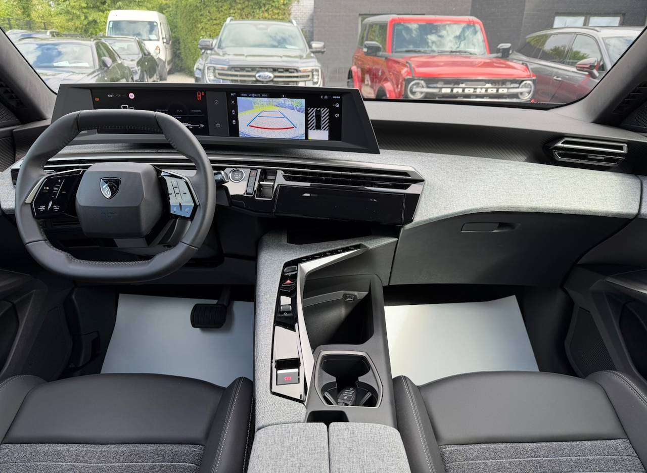 Peugeot 3008 MHEV ALLURE DISTRIBUTIEKETTING CAMERA KEYLESS CARPLAY — foto 7 van 15