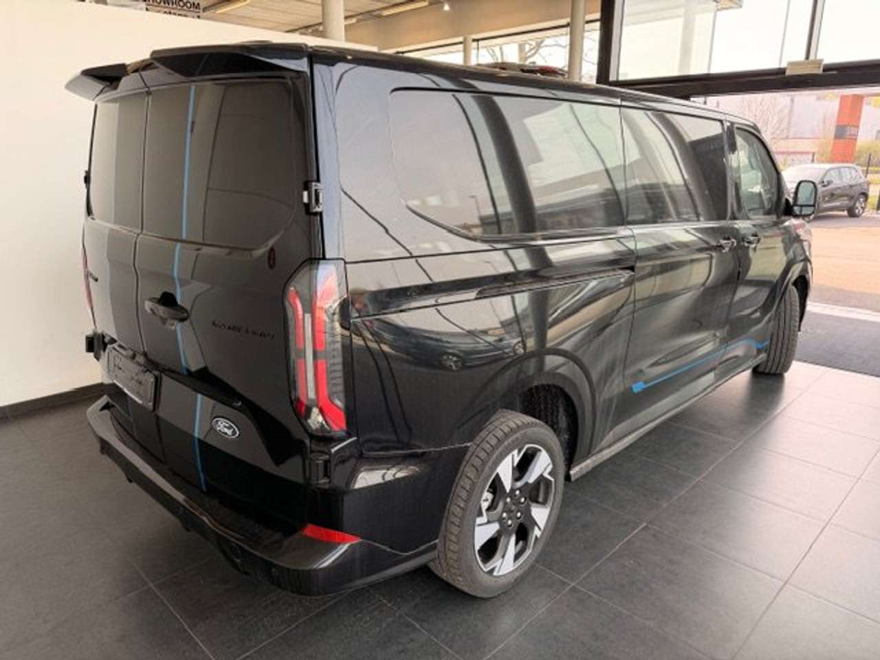 Ford Transit Custom SPORT L2 170PK AUTO+5J WAARBORG NIEUW 39600+BTW — foto 5 van 19