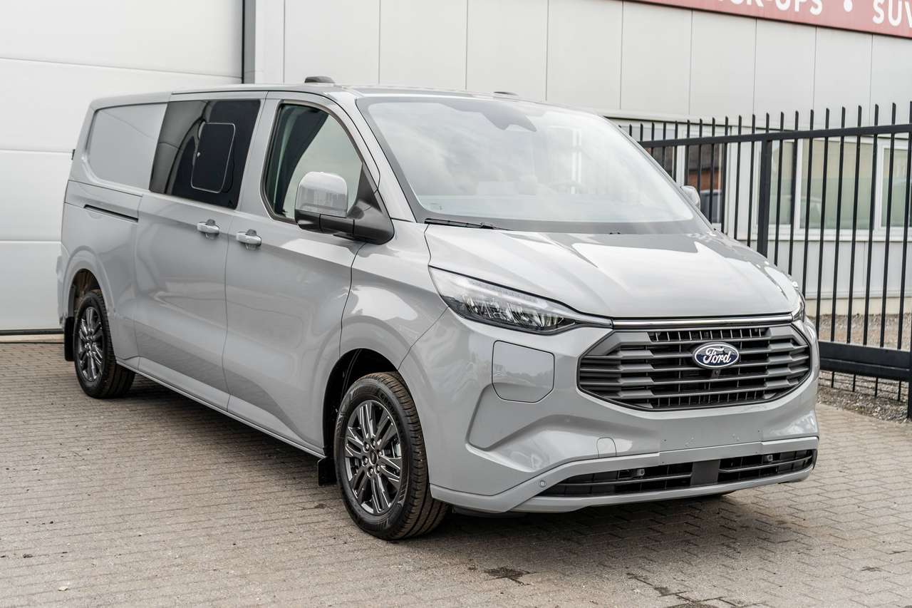 Ford Transit Custom 2.5 PHEV Limited DC L2 5pl.- Trekhaak / 360° Camera - 42.800ex