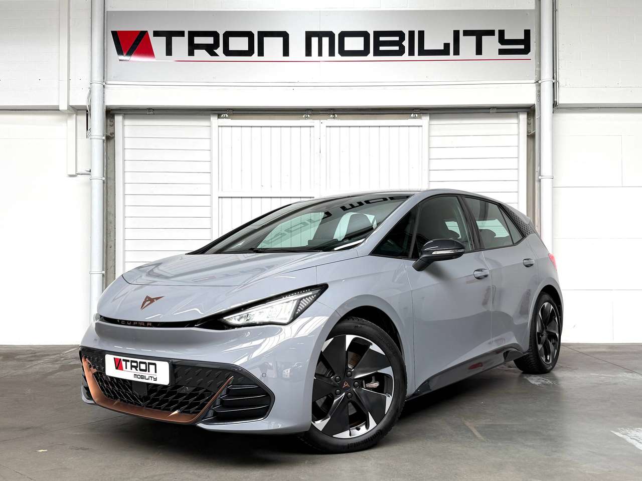 CUPRA Born Born 60/63kWh eBoost 170KW SOH100% 360°CAMERA*CARPLAY*DAB*NAVI*ACC*BLIS*LANE ASSIST*LED*AC2ZONE