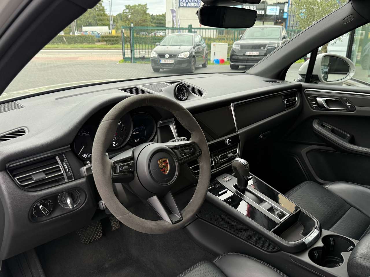 Porsche Macan Macan l GTS Look l 18-Ways l Pano — foto 9 van 23