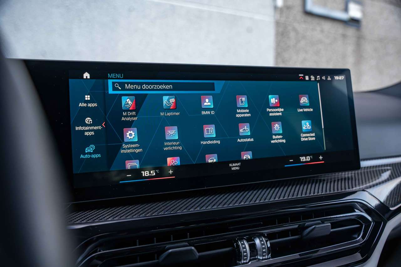 BMW M3 Touring COMPETITION LASER/LICHTEVRACHT/KWV3/CARBON/ACC/360° — foto 18 van 25
