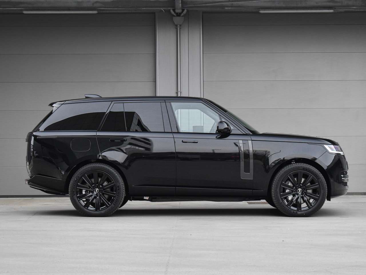 Land Rover Range Rover HSE P550e PHEV - NIEUW - DIRECT BESCHIKBAAR — foto 7 van 25