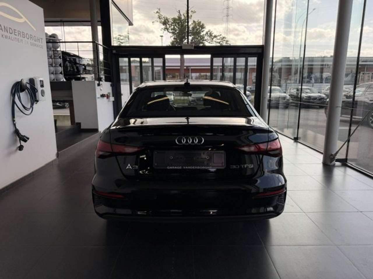Audi A3 3.0TFSI BENZINE 53000KM — foto 2 van 21