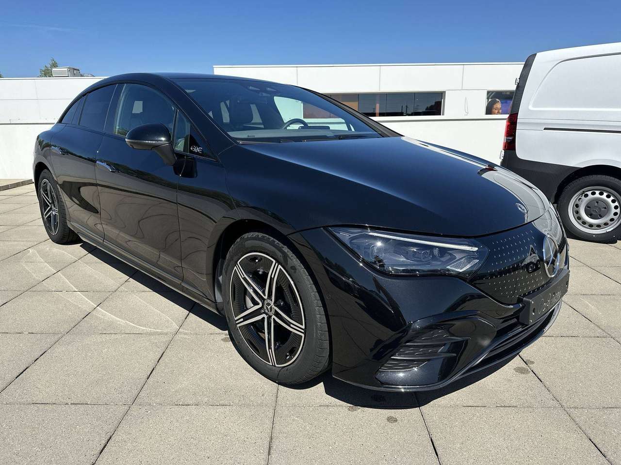 Mercedes-Benz EQE 300 AMG PANO DAK PREMIUM PLUS NP 102.432 EURO !!!