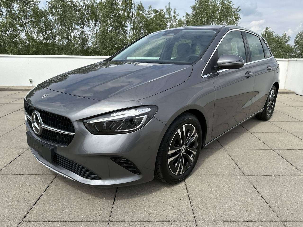 Mercedes-Benz B 200 B 200 Progressive trekhaak Dode hoek Distronic Plus — foto 2 van 18