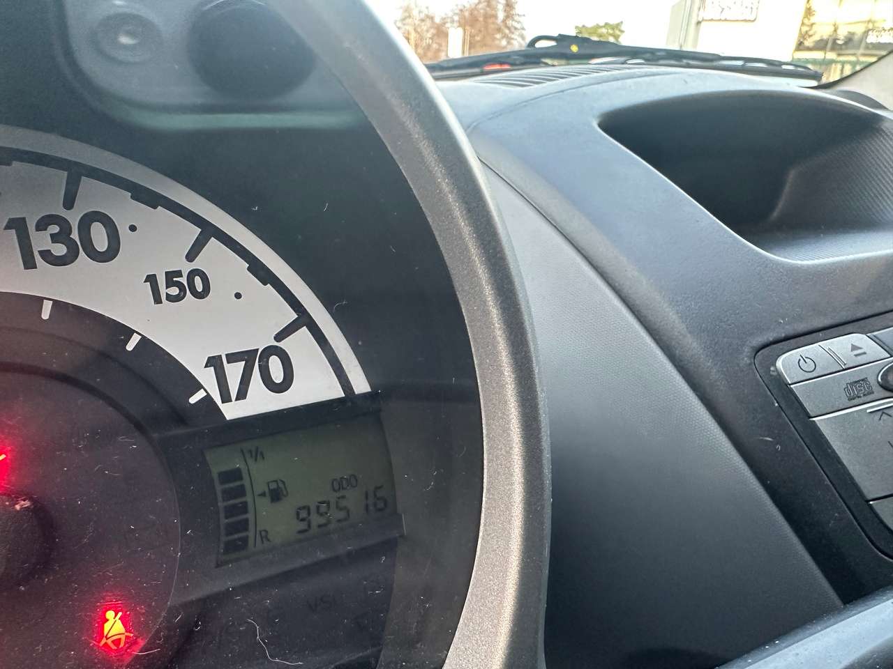 Peugeot 107 10i Benzine  70 Urban 1 ste eigenaar 99000km — foto 11 van 11