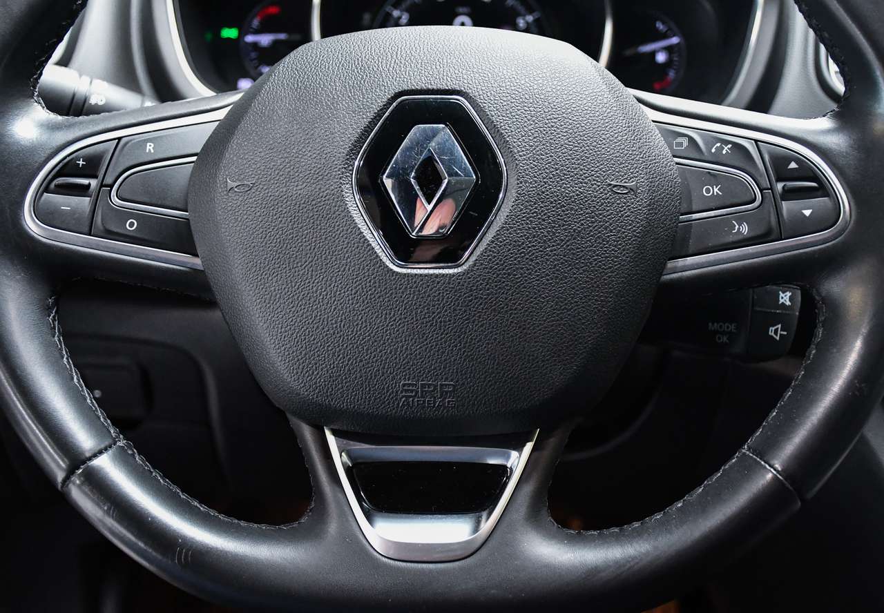 Renault Grand Scenic Grand Scénic 1.33 TCe Intens 7pl - LEDER / PANO / CAMERA / NAVI — foto 17 van 20