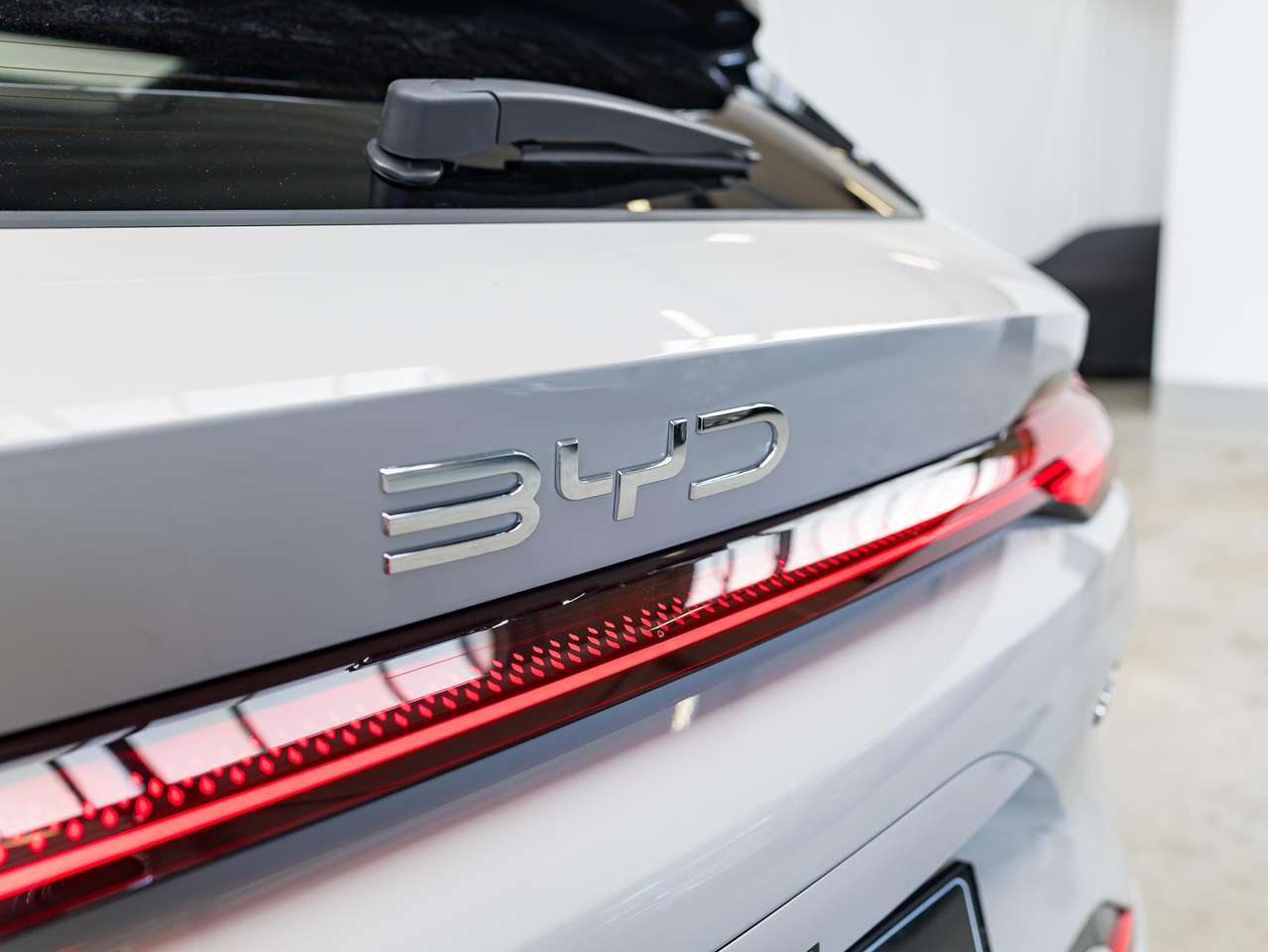 BYD Seal U ONMIDDELIJK LEVERBAAR!|BYD Seal U BOOST | BOUNDLESS GREY | pHEV | PANO | ACC | LA | 360° | — foto 10 van 25