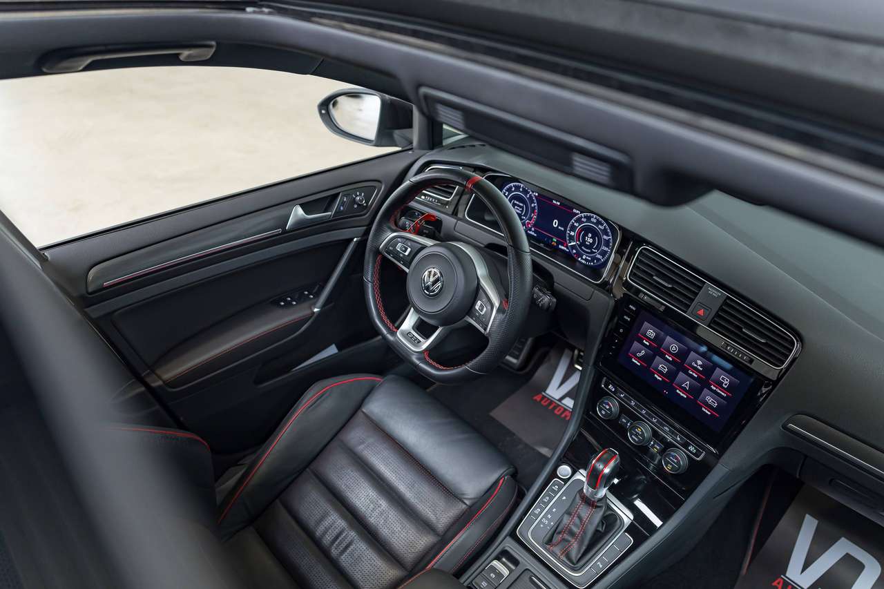 Volkswagen Golf GTI TCR|VOORKANT PPF BESCHERMD|AKRAPOVIC|PANO|CARBON|DYN-AUDIO-SYSTEEM|CAMERA|ZETELVERW.|ACC|LA|GARANTIE| — foto 6 van 25