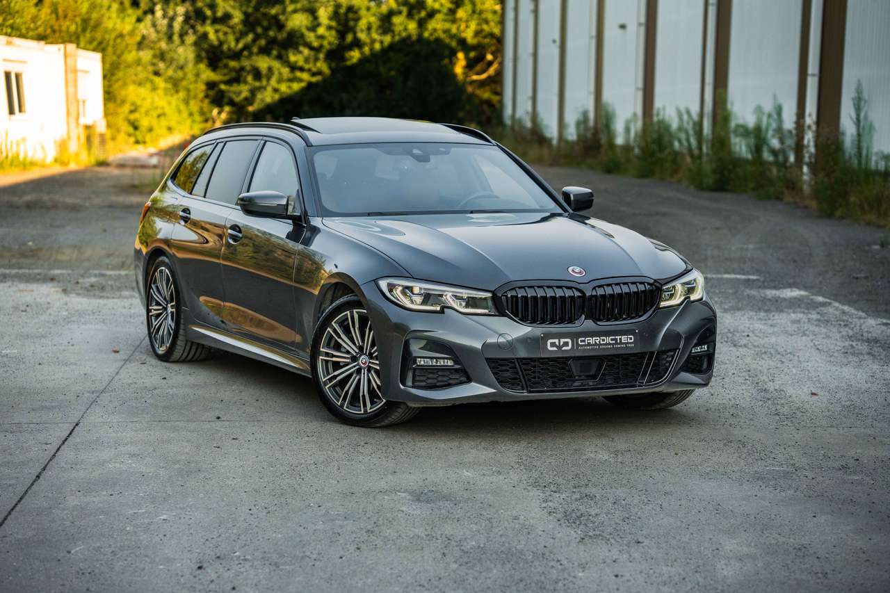 BMW 320 (2022)