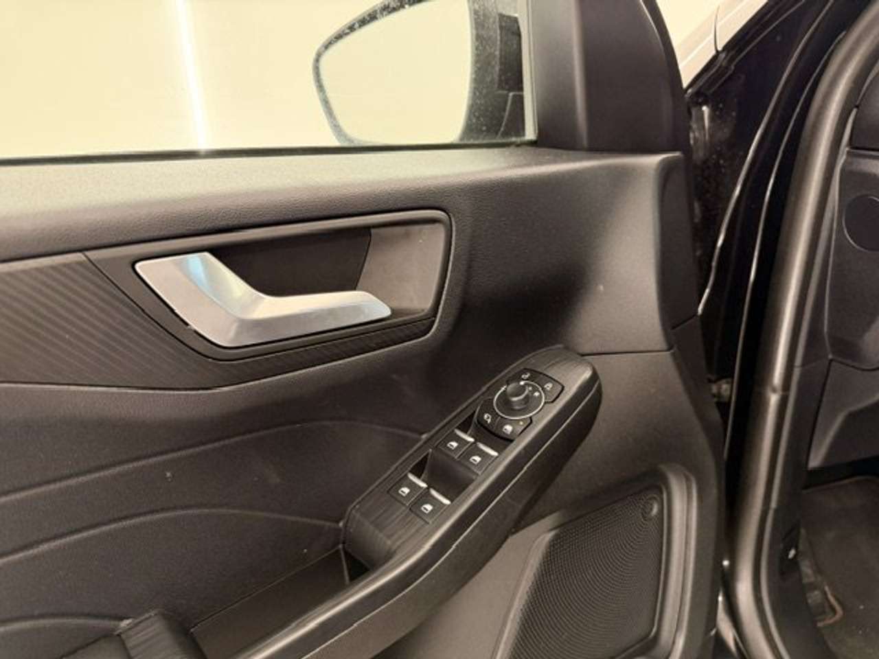 Ford Kuga ST-LINE FULL  HYBRID BENZINE AUTOMAAT — foto 12 van 22