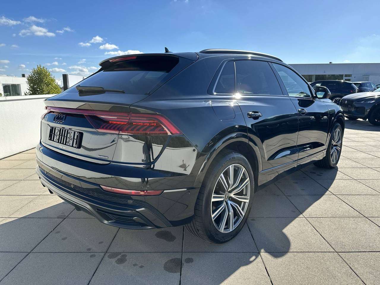 Audi Q8 PHEV 55 TFSI e Quattro Tiptronic (EU6AP) S- LINE PANO DAK HEAD-UP ADAPTIVE CRUISE CONTROL — foto 8 van 19