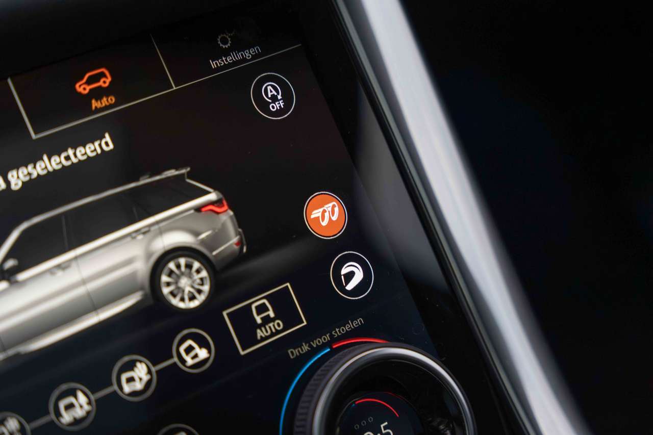 Land Rover Range Rover Sport V8 SVR Carbon Edition LED/PANO/LICHTEVRACHT/MERIDIAN/LUCHTV./ACC/AMBIENTE/TREKHAAK — foto 24 van 25