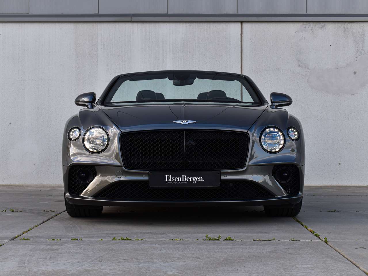 Bentley Continental GTC 4.0 V8 Mulliner - Blackline - NP: €309.996,- — foto 19 van 25
