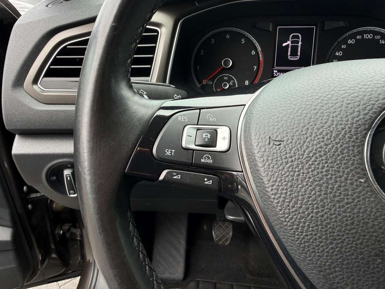 Volkswagen T-Roc 1.0 TSI Style GPS 50000km !!!! Nieuw — foto 20 van 20